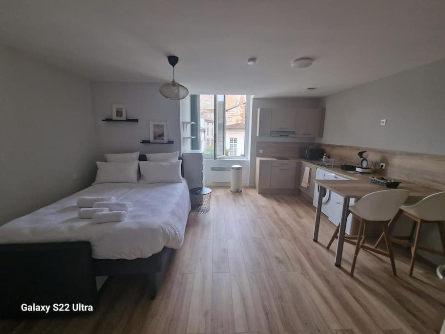 Welcomeagen*Suite Antonin*Wifi Fibre*Calme Extérieur photo